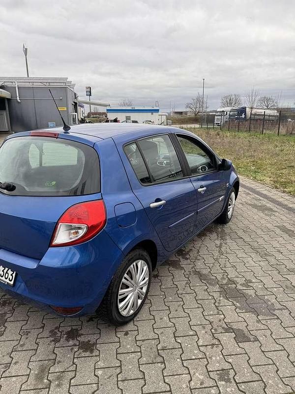 Gebraucht Renault Clio II Authentique 75 PS (55 kW) 2009 Blau Kleinwagen