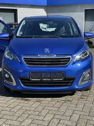 Gebraucht Peugeot 108 Allure 72 PS (52 kW) 2020 Blau calvi/metallic klarlack Kleinwagen