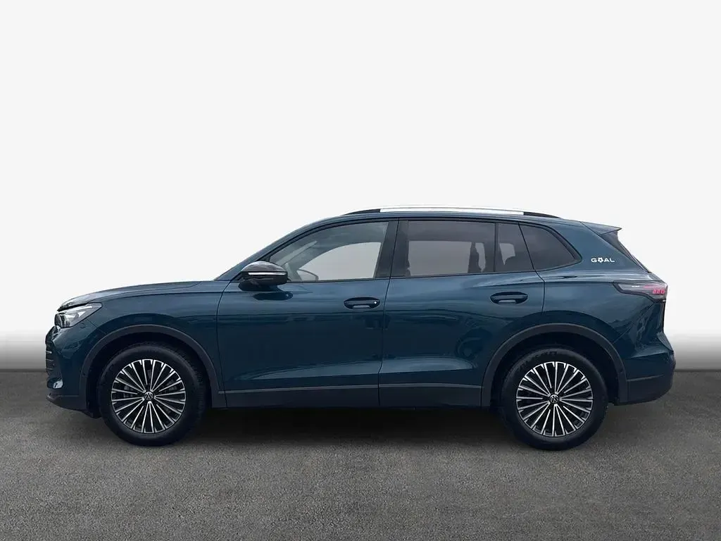Gebraucht VW Tiguan Goal 150 PS (110 kW) 2025 Blau SUV