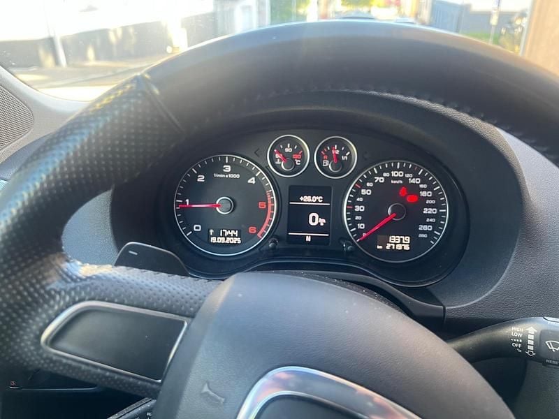 Silber Gebraucht 2010 Audi A3 Limousine | 6.000 € (Fairer Preis) - Bild 1/4