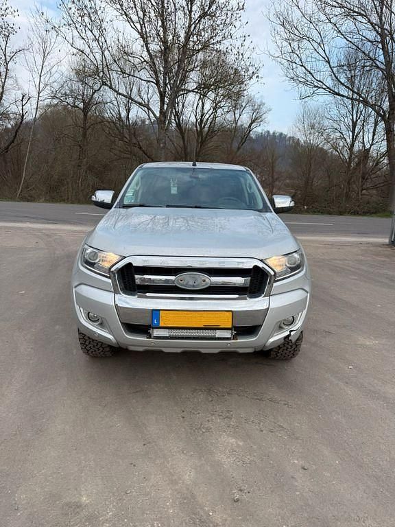Gebraucht Ford Ranger Limited 160 PS (117 kW) 2017 Silber Pickup