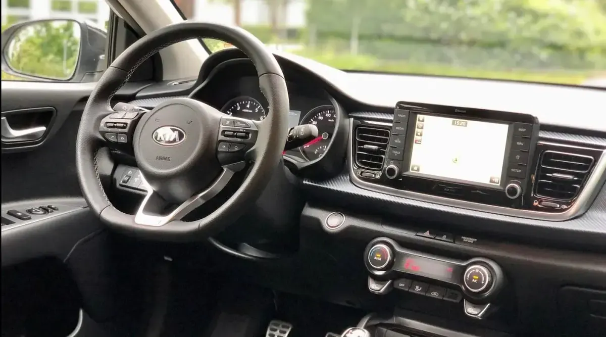 Gebraucht Kia Rio Platinum Edition 120 PS (88 kW) 2020 Grau Kleinwagen