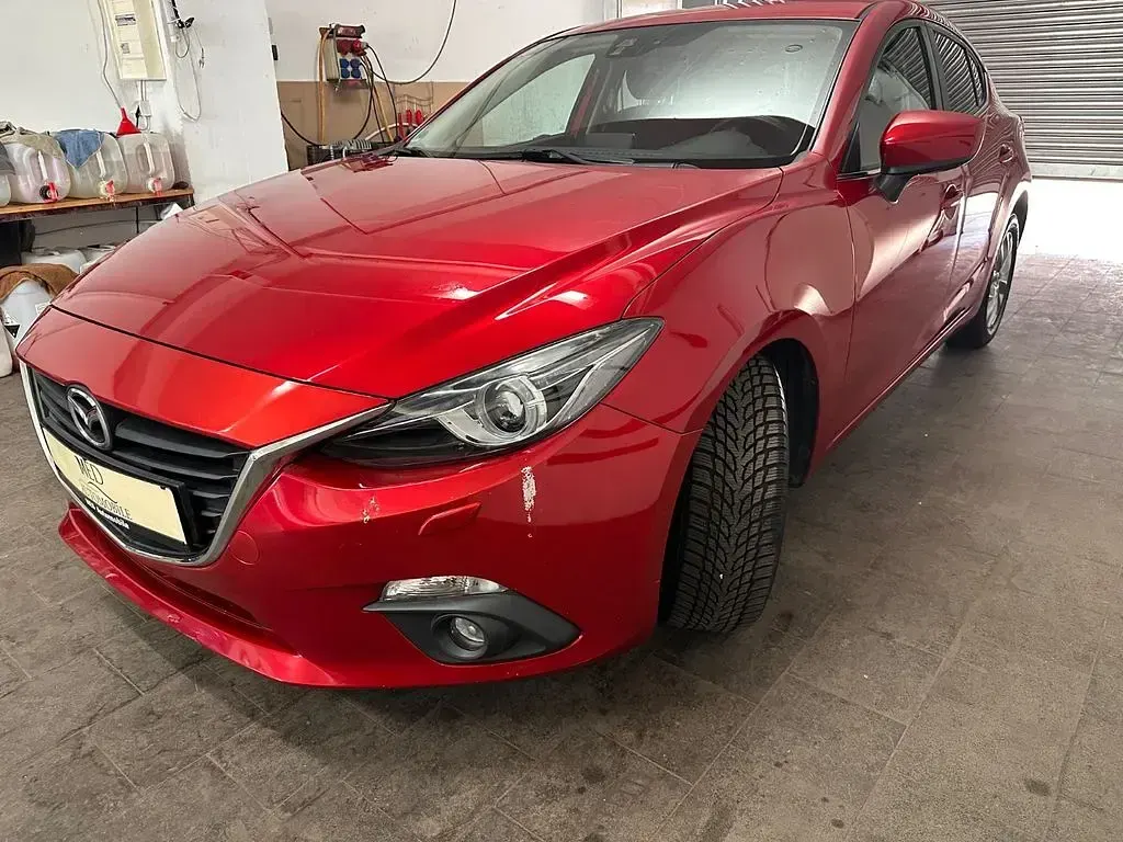 Gebraucht Mazda 3 Nakama 120 PS (88 kW) 2016 Rot Limousine