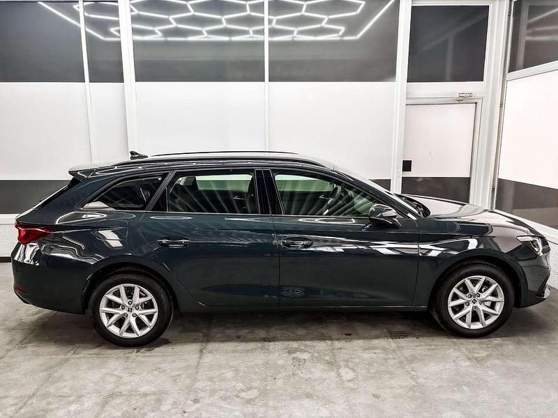 Neu Seat Leon Style 116 PS (85 kW) 2026 Fiord blau 9k9k Kombi