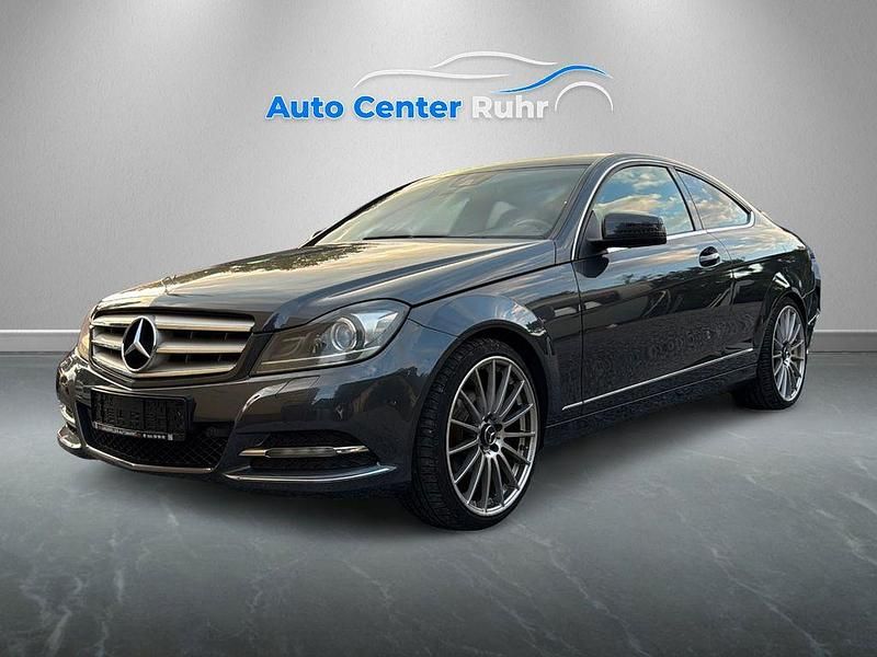 Grau Gebraucht 2012 Mercedes C180 Coupé | 9.990 € (Guter Preis) - Bild 1/4