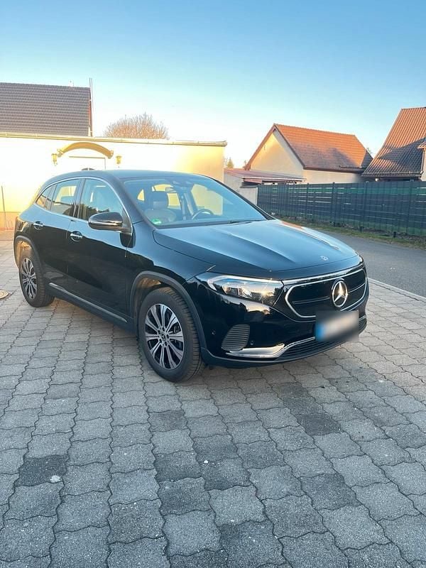 Gebraucht Mercedes EQA250+ 139 kW (190 PS) 2023 Schwarz SUV