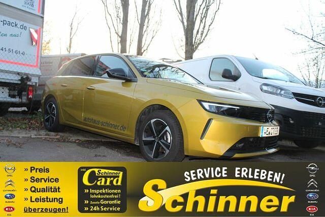 Gebraucht Opel Astra Edition 110 PS (80 kW) 2024 Kult gelb metallic Limousine