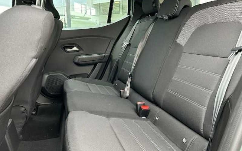 Gebraucht Dacia Sandero Expression 91 PS (66 kW) 2024 Safarigrüngrau Kleinwagen