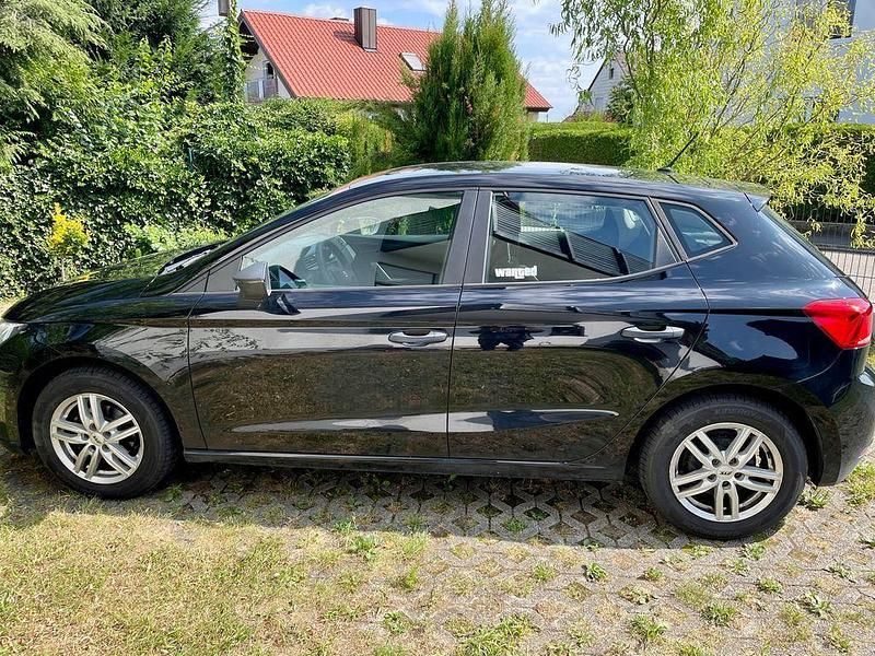 Schwarz Gebraucht 2017 Seat Ibiza Kleinwagen | 10.000 € (Fairer Preis) - Bild 1/4