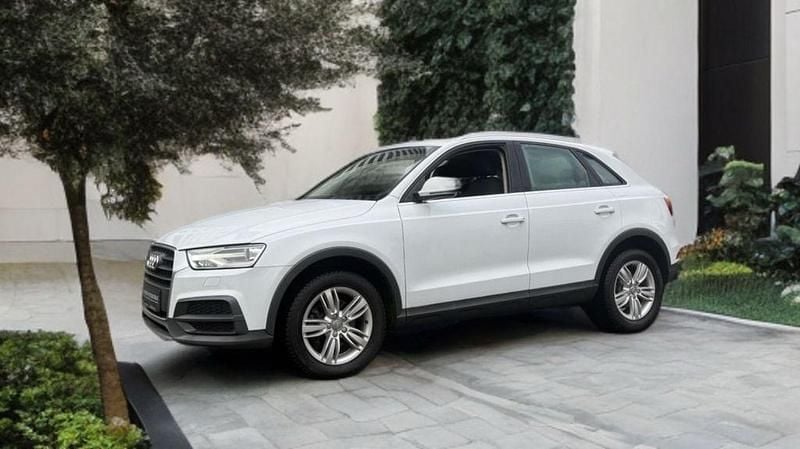 Gebraucht Audi Q3 Design 125 PS (91 kW) 2017 Gletscherweiß metallic SUV