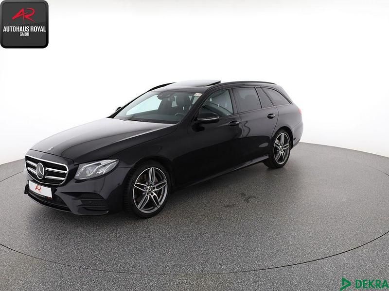 Schwarz Gebraucht 2018 Mercedes E300 AMG Limousine | 29.880 € (Guter Preis) - Bild 1/4
