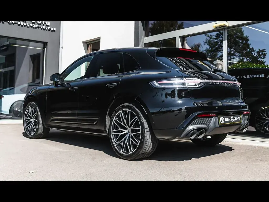 Gebraucht Porsche Macan Chrono 265 PS (194 kW) 2023 Schwarz SUV