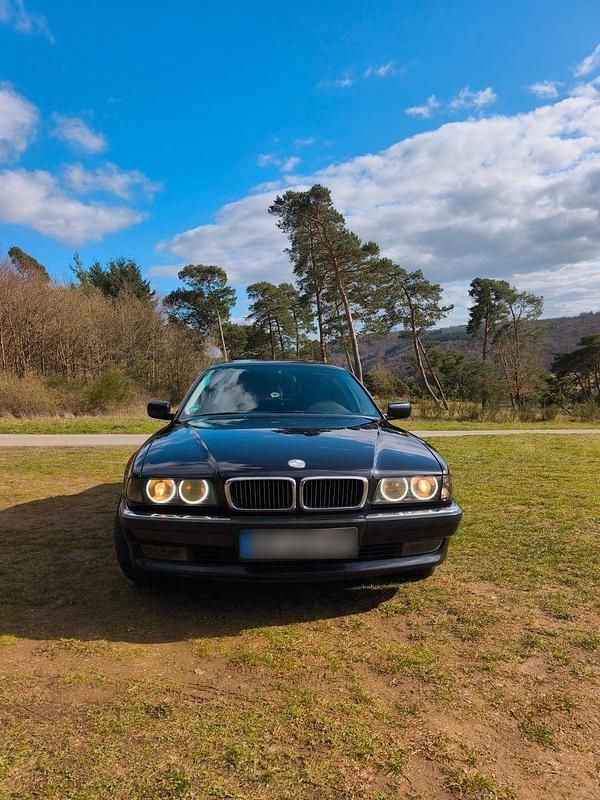 Gebraucht BMW 728 193 PS (141 kW) 1997 Schwarz Limousine