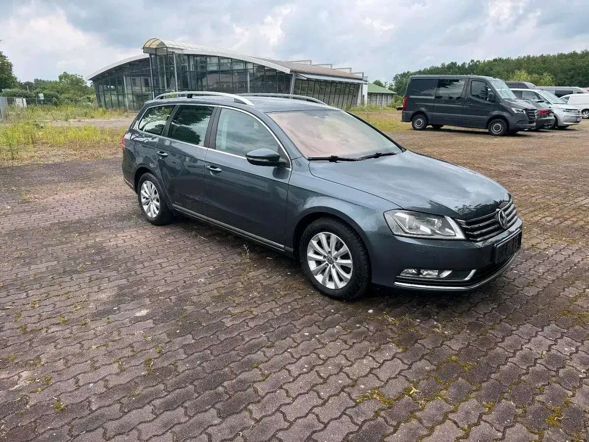 Gebraucht VW Passat 140 PS (102 kW) 2014 Grau Kombi