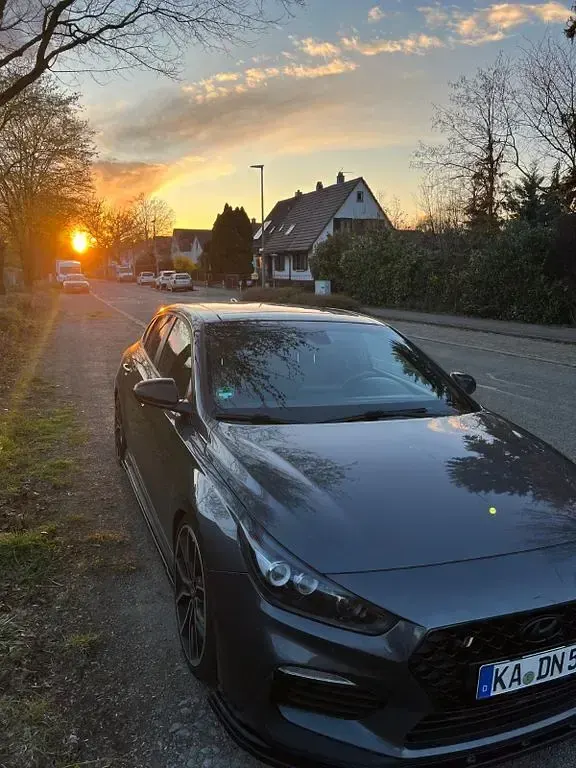 Gebraucht Hyundai i30 275 PS (202 kW) 2019 Grau Limousine