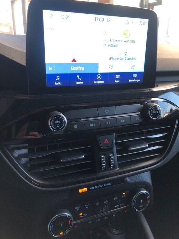 Gebraucht Ford Kuga ST-Line 224 PS (164 kW) 2022 Weiß SUV