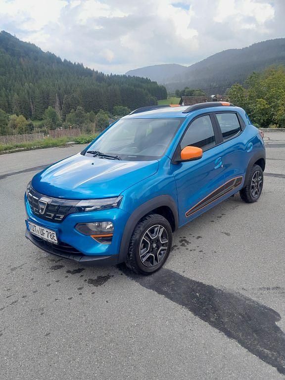Blau Gebraucht 2022 Dacia Spring Comfort Plus Kleinwagen | 12.100 € (Fairer Preis) - Bild 1/4