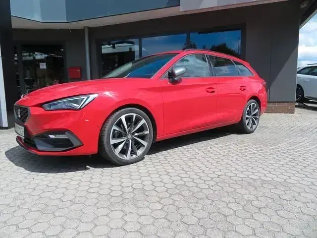 Gebraucht Seat Leon FR 150 PS (110 kW) 2023 Reinrot Kombi