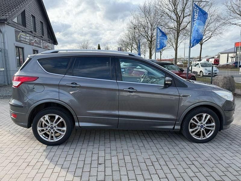 Gebraucht Ford Kuga Individual 140 PS (102 kW) 2014 Grau SUV