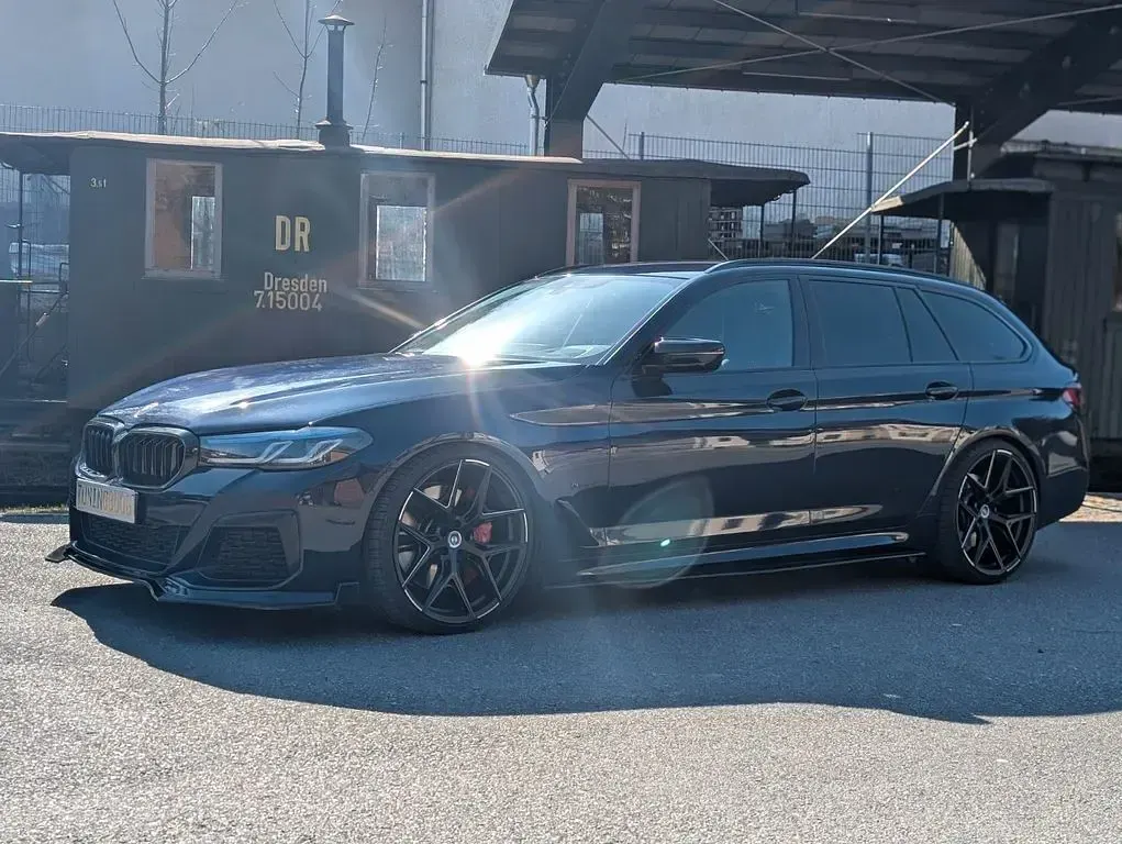 Gebraucht BMW 540 Performance 333 PS (244 kW) 2020 Blau Kombi