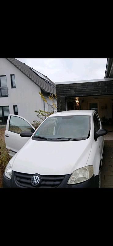 Gebraucht VW Fox 55 PS (40 kW) 2009 Weiß Kleinwagen