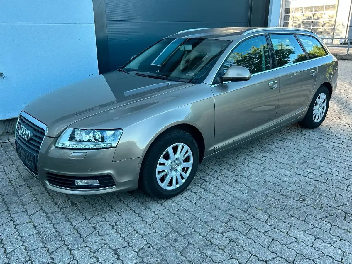 Gebraucht Audi A6 190 PS (139 kW) 2011 Braun Kombi