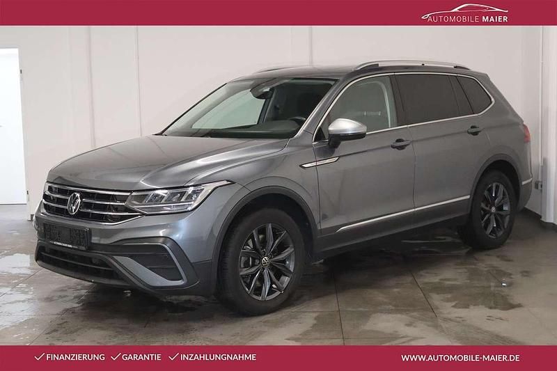 Gebraucht VW Tiguan Allspace 200 PS (147 kW) 2023 Platinum grey metallic SUV