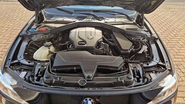 Gebraucht BMW 320 Luxury Line 190 PS (139 kW) 2018 Schwarz Kombi