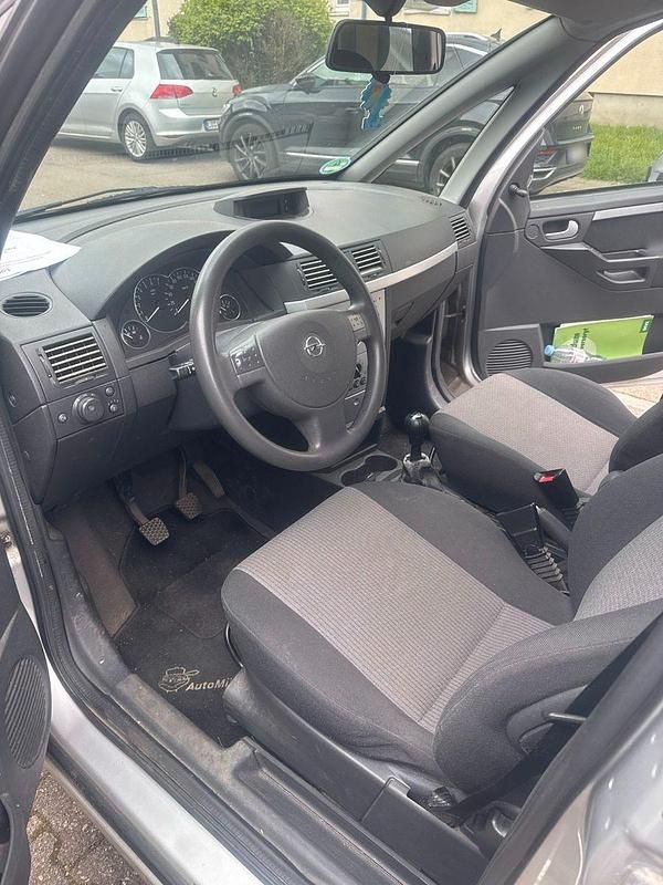 Gebraucht Opel Meriva 87 PS (63 kW) 2003 Grau Van / Kleinbus