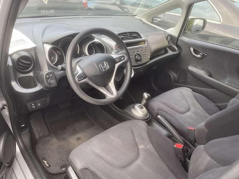 Gebraucht Honda Jazz Comfort 99 PS (72 kW) 2011 Silber Kleinwagen