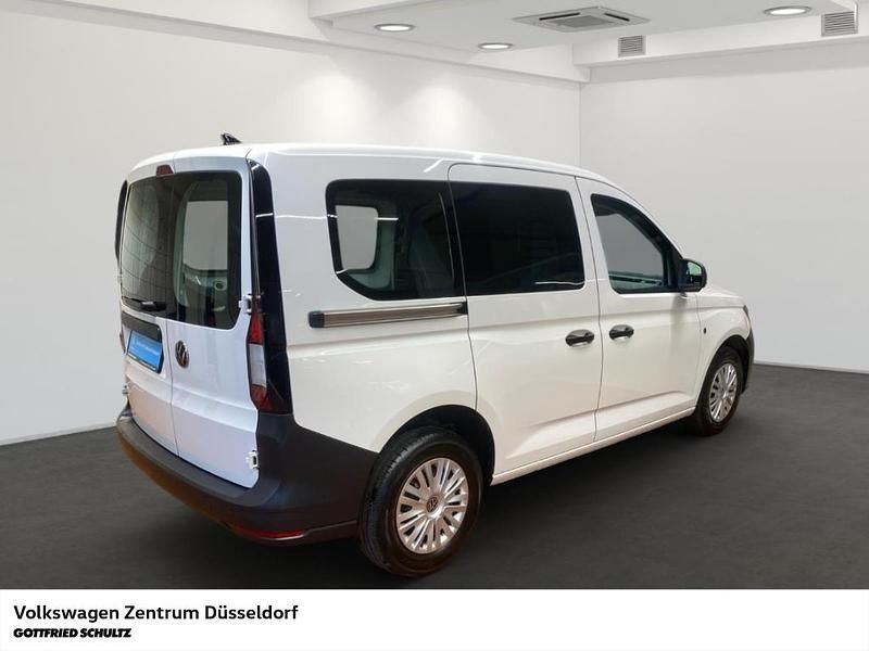 Gebraucht VW Caddy 102 PS (75 kW) 2023 Weiss Van / Kleinbus