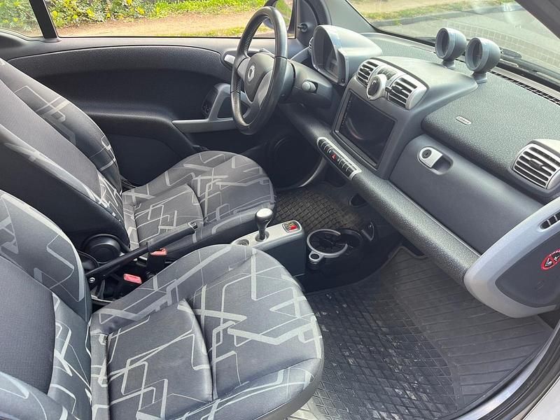 Gebraucht Smart ForTwo Coupé 84 PS (61 kW) 2009 Silber Coupé