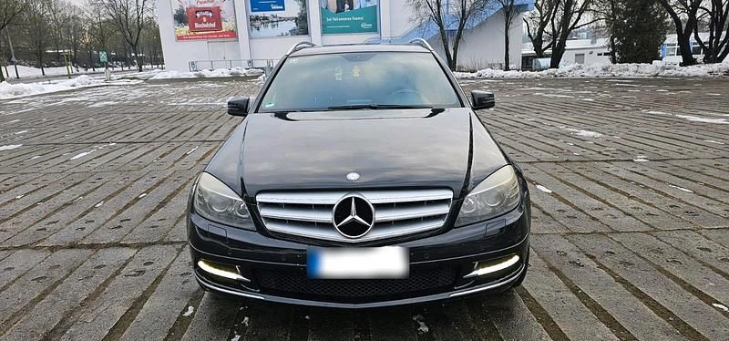 Gebraucht Mercedes C350 231 PS (169 kW) 2010 Schwarz Kombi