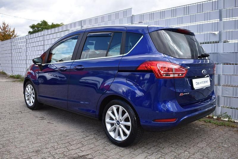 Gebraucht Ford B-MAX Titanium 105 PS (77 kW) 2016 Blau Van / Kleinbus