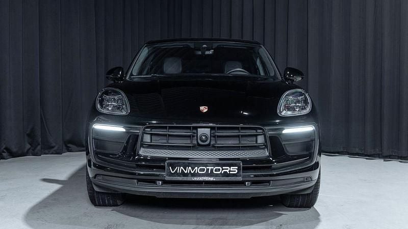 Gebraucht Porsche Macan Basis 265 PS (194 kW) 2023 Schwarz SUV