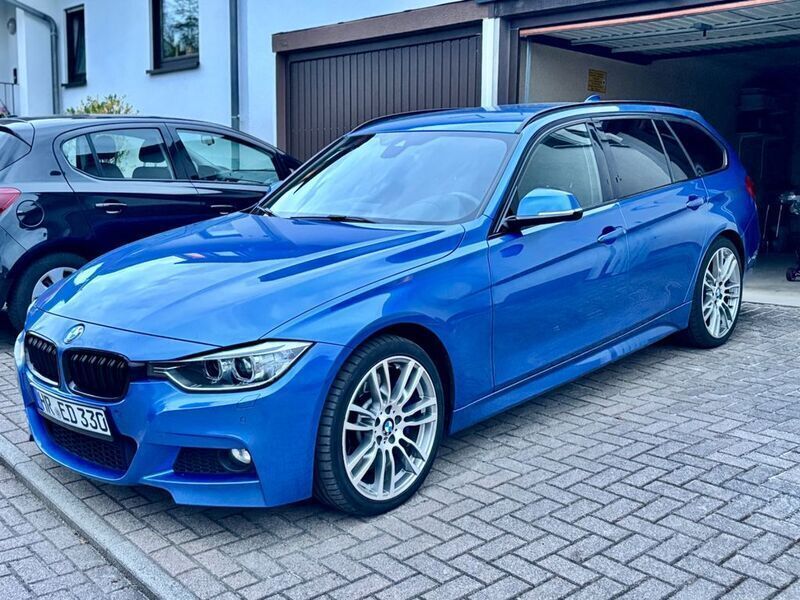 Blau Gebraucht 2013 BMW 330 Performance Kombi | 14.999 € (Guter Preis) - Bild 1/4