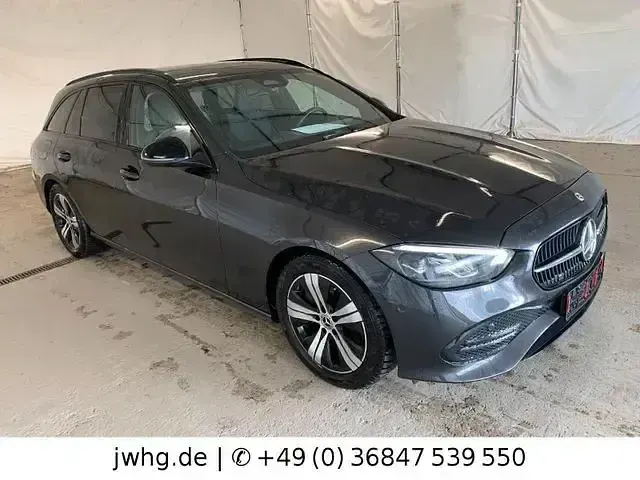 Gebraucht Mercedes C200 163 PS (119 kW) 2023 Graphitgrau (metallic) Kombi