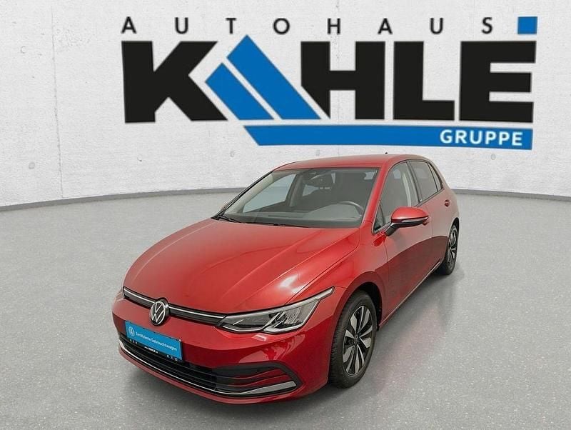 Gebraucht VW Golf VIII Move 131 PS (96 kW) 2024 Rot Limousine