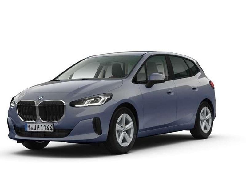 Sparkling kupfergrau metallic Gebraucht 2024 BMW 216 Van / Kleinbus | 27.760 € (Fairer Preis) - Bild 1/4