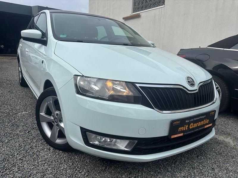 Gebraucht Skoda Rapid Drive 86 PS (63 kW) 2015 Weiß Kleinwagen