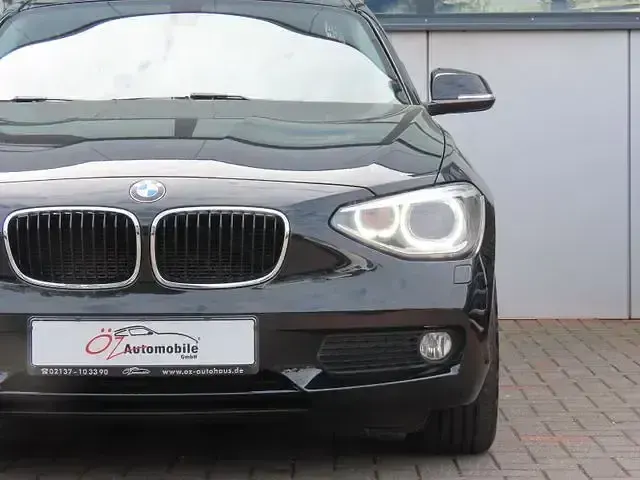 Gebraucht BMW 118 Advantage 143 PS (105 kW) 2014 Schwarz Kleinwagen