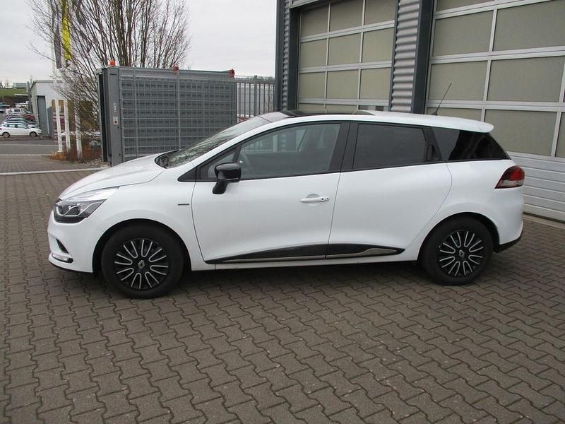 Gebraucht Renault Clio IV LIMITED 73 PS (53 kW) 2018 Weiß Limousine