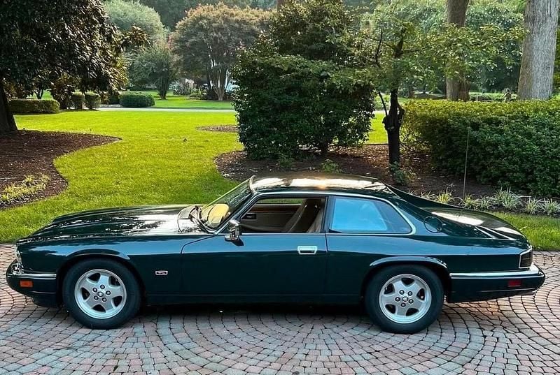 Second-hand Jaguar XJS 1995 Verde Coupe