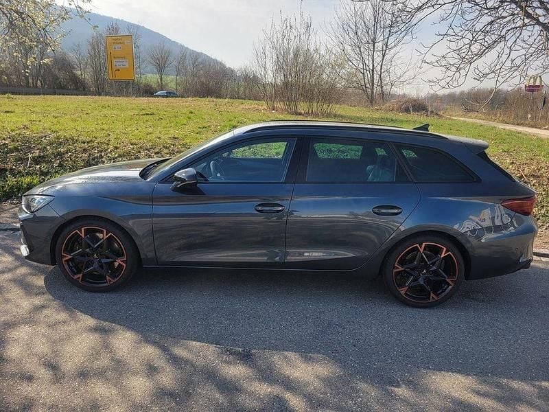 Neu Cupra Leon VZ 333 PS (244 kW) 2026 Limousine
