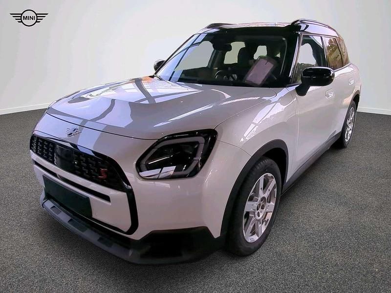 Weiß Gebraucht 2024 Mini Countryman Classic SUV | 42.013 € (Superpreis) - Bild 1/4