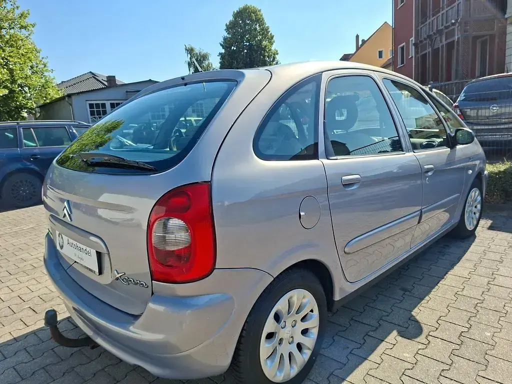 Gebraucht Citroën Xsara Picasso Exclusive 116 PS (85 kW) 2003 Grau Van / Kleinbus
