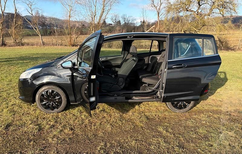 Gebraucht Ford B-MAX 101 PS (74 kW) 2014 Schwarz Van / Kleinbus