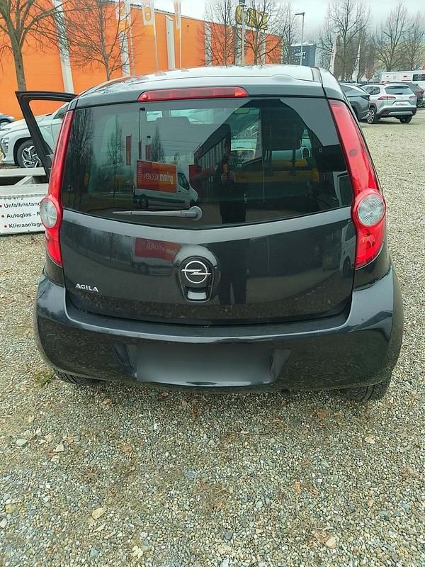 Second-hand Opel Agila 68 CP (50 kW) 2008 Negru Hatchback