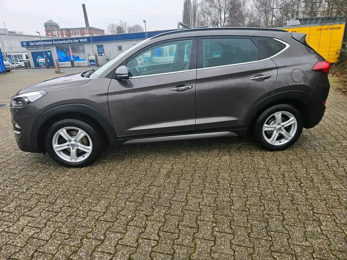 Gebraucht Hyundai Tucson 185 PS (136 kW) 2017 Braun SUV