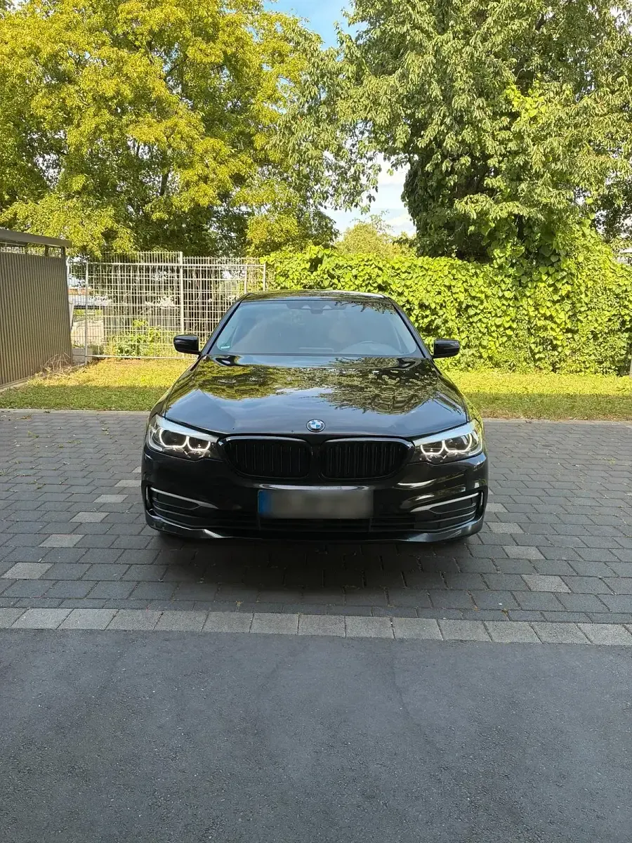 Gebraucht BMW 530e iPerformance 184 PS (135 kW) 2018 Schwarz Limousine